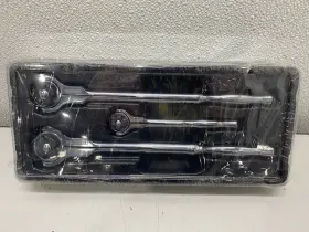 Ctg3shst Cornwell 3-pc Bluepower 100t Swivel Round-head Ratchet Set - Chrome