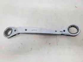 243655 Craftsman Sae 3/4 X 7/8 12pt Reversible Ratcheting Box Wrench - Usa
