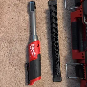 3060-20 Milwaukee Extended Reach Insider Ratchet 3/8 Inch With Socket Set