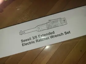 Seesii 973692192527 3/8 Inch Long Neck Ratchet Wrench 40ft-lbs 6 Extended Cordless