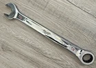 Milwaukee Tool 45-96-9228 7/8 In. Sae Ratcheting Combination Wrench Used. Price: $26.01.