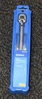 Kobalt 50-250IN-LBS 1/4" Reversible Ratcheting Head Torque Wrench #2884730 (27F) New. Price: $54.99.
