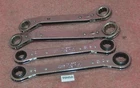 Craftsman Reversible Racheting Combination Wrench Lot 243666 43665 42384 42385. Used. Price: $54.87.